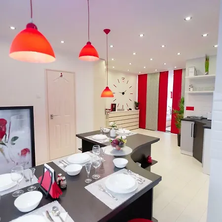 Flame Luxus Apartment Mako